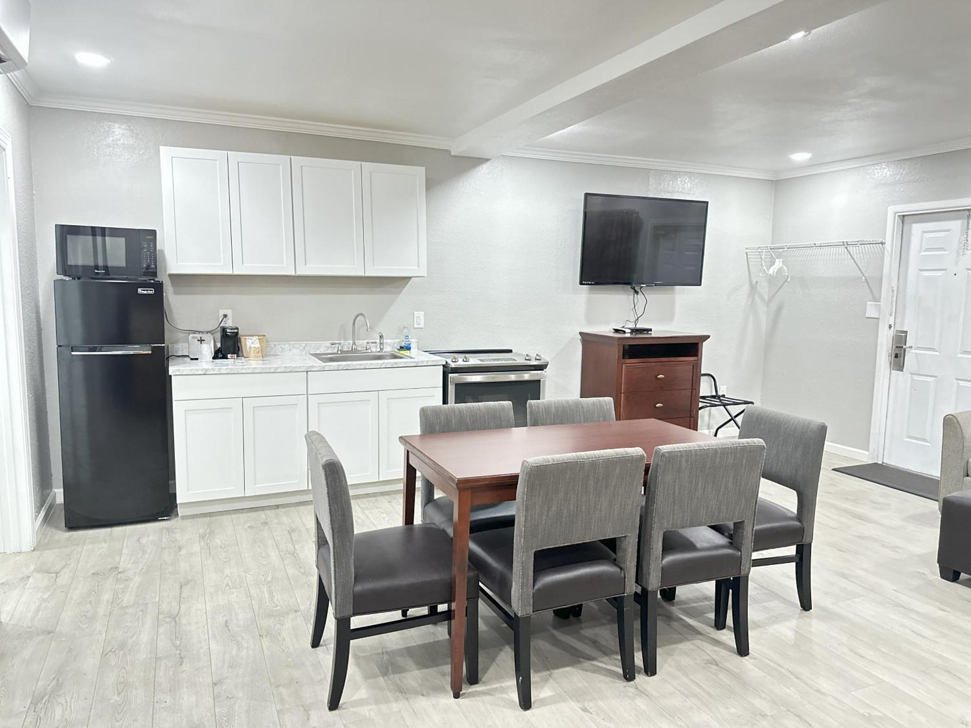 Sunshine Inn & Suites Venice, Florida Venice Gardens Екстериор снимка