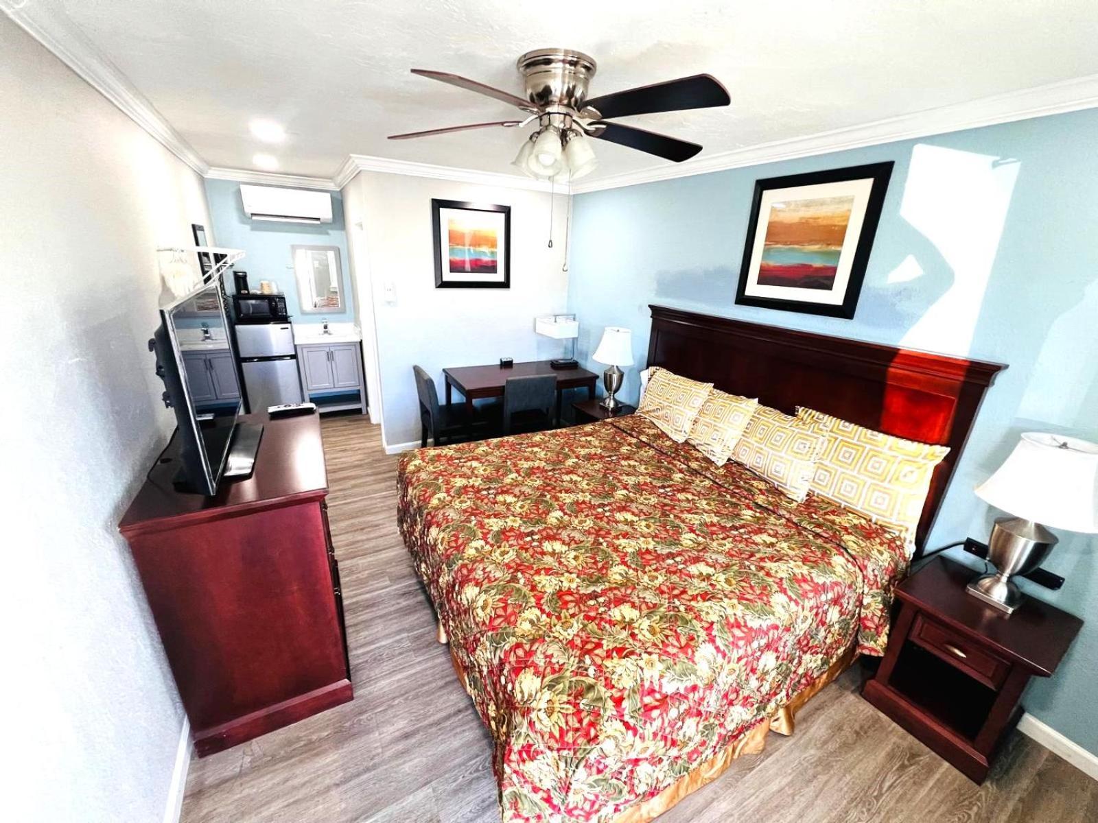 Sunshine Inn & Suites Venice, Florida Venice Gardens Екстериор снимка