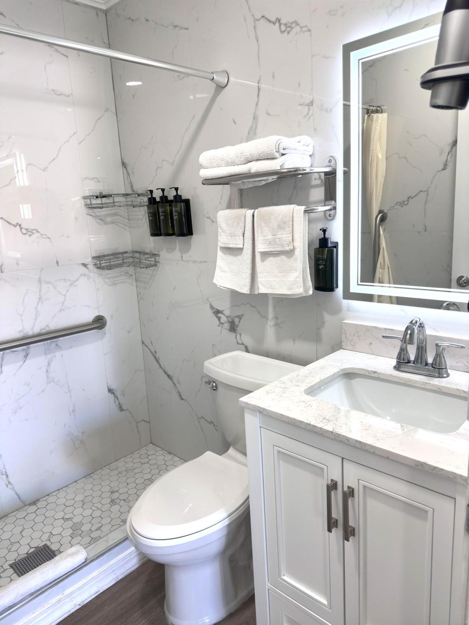 Sunshine Inn & Suites Venice, Florida Venice Gardens Екстериор снимка