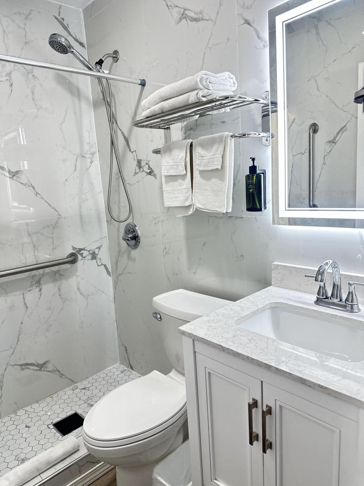 Sunshine Inn & Suites Venice, Florida Venice Gardens Екстериор снимка