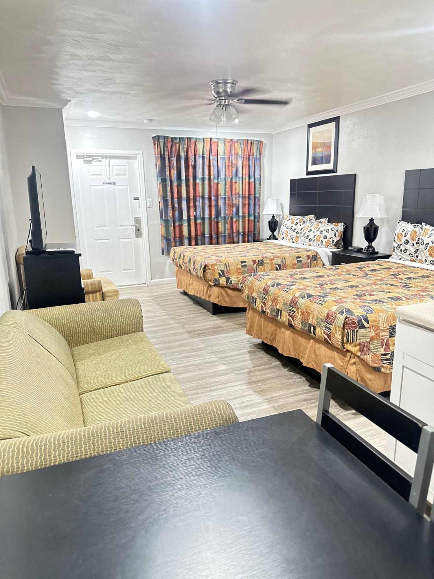 Sunshine Inn & Suites Venice, Florida Venice Gardens Екстериор снимка