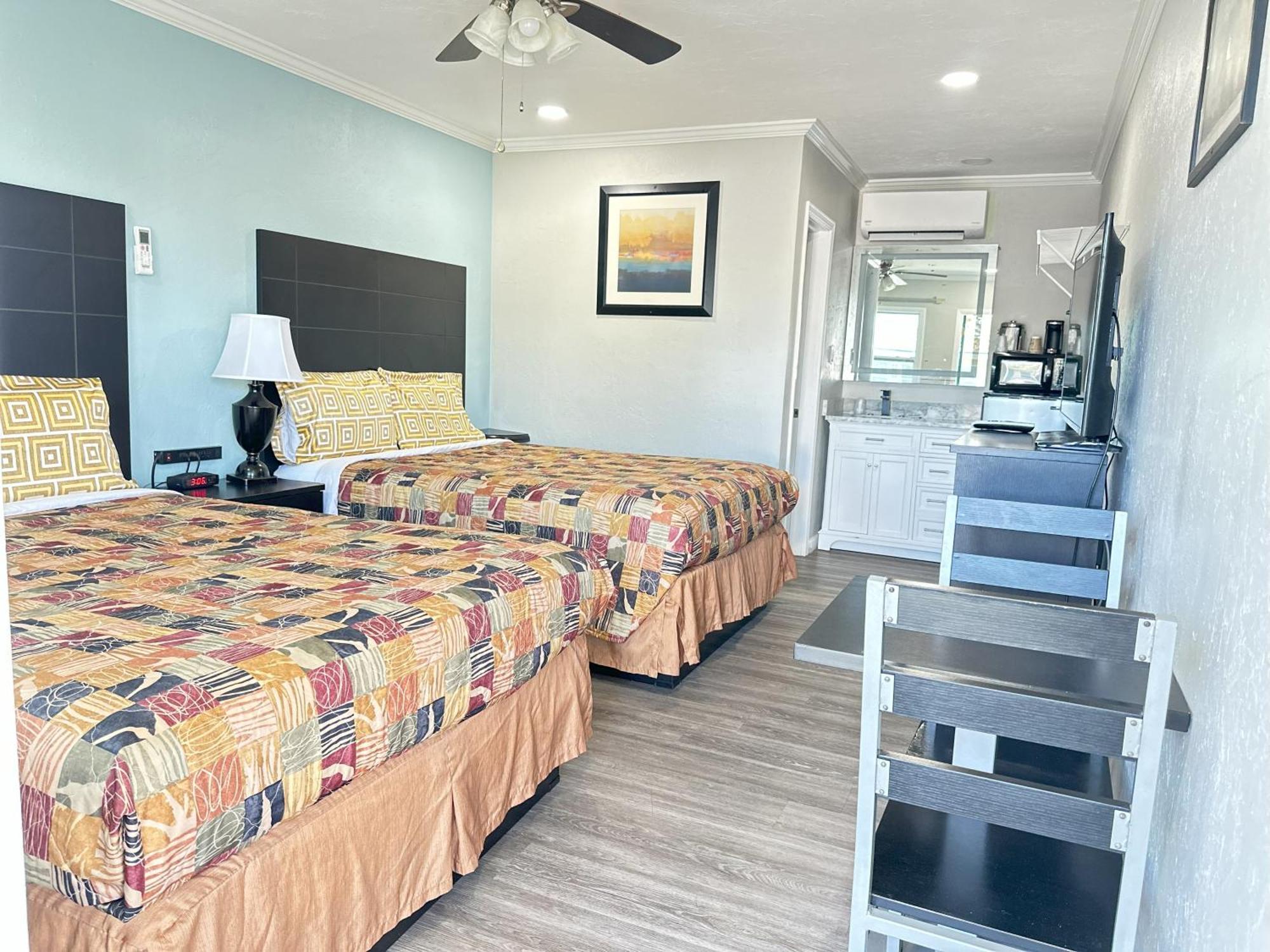 Sunshine Inn & Suites Venice, Florida Venice Gardens Екстериор снимка