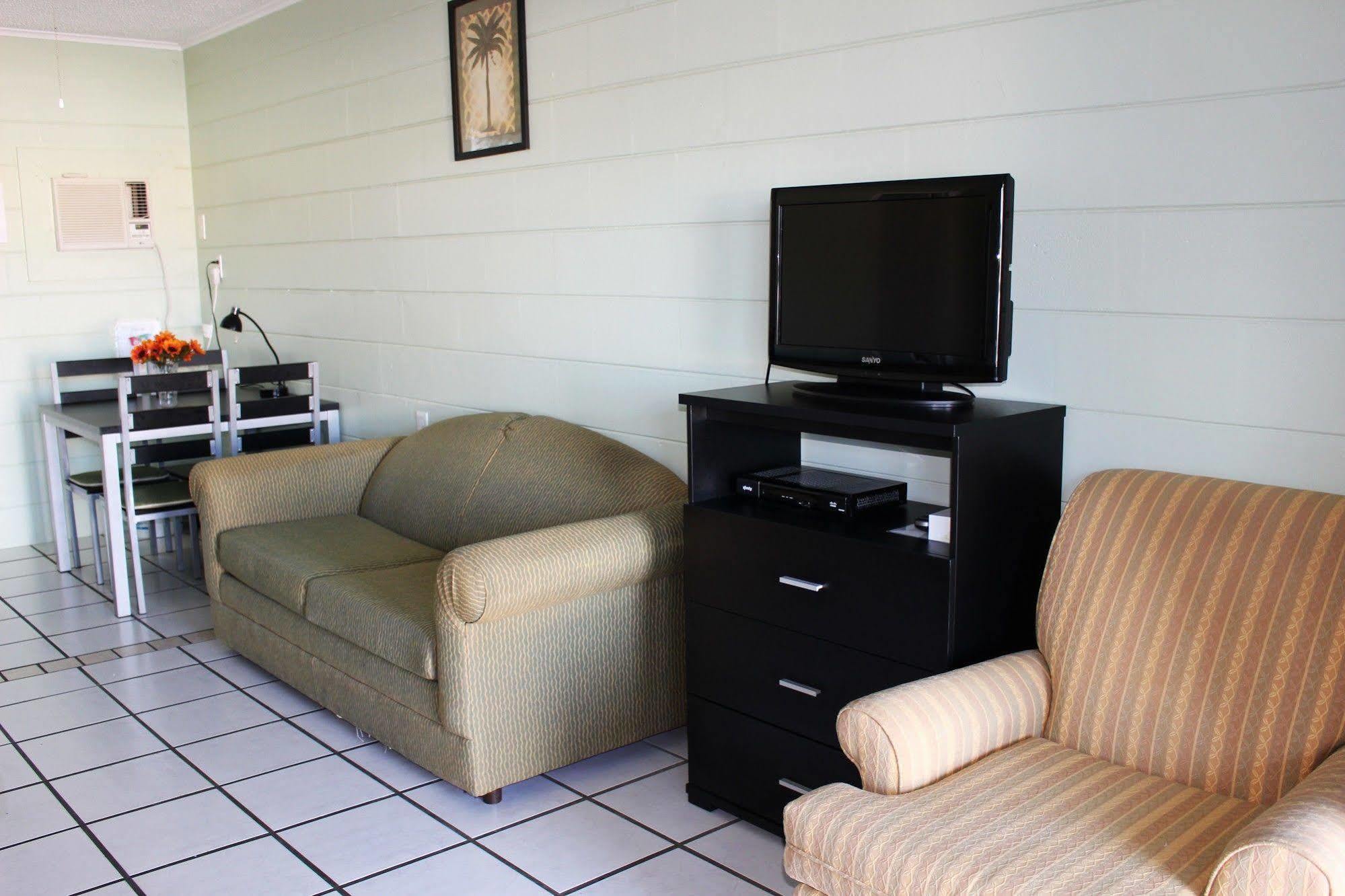 Sunshine Inn & Suites Venice, Florida Venice Gardens Екстериор снимка