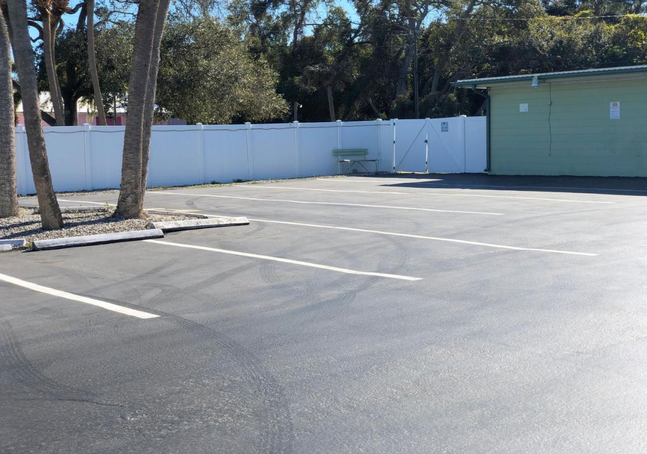 Sunshine Inn & Suites Venice, Florida Venice Gardens Екстериор снимка