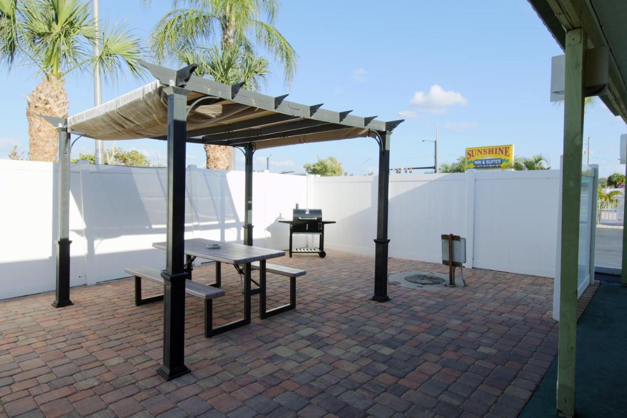 Sunshine Inn & Suites Venice, Florida Venice Gardens Екстериор снимка
