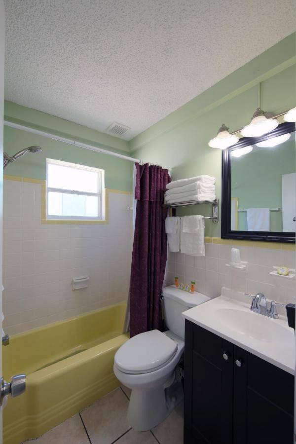 Sunshine Inn & Suites Venice, Florida Venice Gardens Екстериор снимка